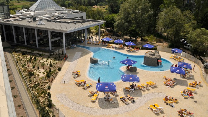 Ikar Plaza - Hotel in Strandnähe mit Wellnessbereich