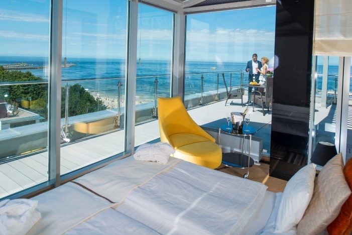 Sanatorium Baltyk - Zimmer mit Meerblick am Leuchtturm