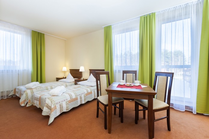 Bursztyn Dabki - Scheuen Sie nicht den Vergleich des Hotels in Neuwasser