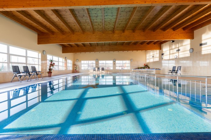 Bursztyn Dabki - Scheuen Sie nicht den Vergleich des Hotels in Neuwasser