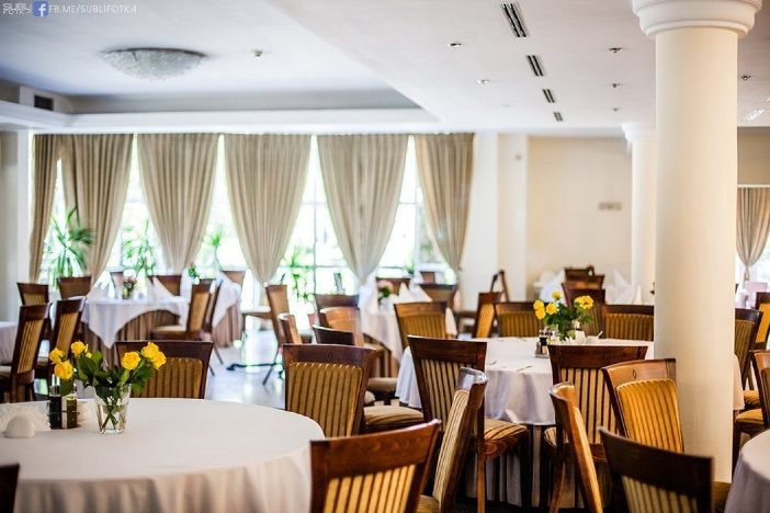 Hotel Lubicz - Kontakt in Ustka (Stolpmünde) und beste Preise