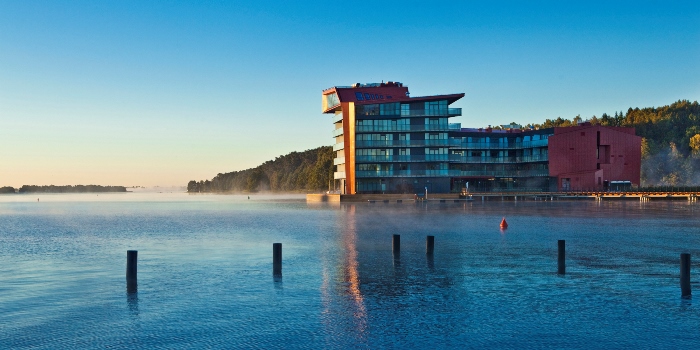 Hotel Mikolajki - Finde ein Zimmer für eine Übernachtung in Mokolajki