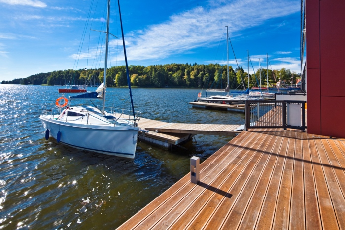Hotel Mikolajki - Finde ein Zimmer für eine Übernachtung in Mokolajki