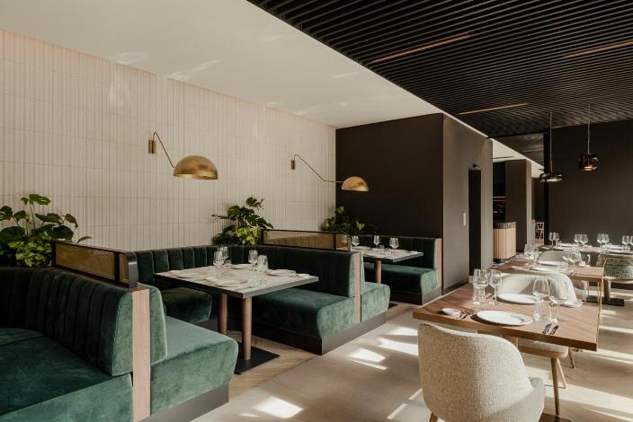 Radisson Resort - bietet modernen Wellnessbereich und Aquapark