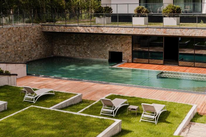 Radisson Resort - bietet modernen Wellnessbereich und Aquapark