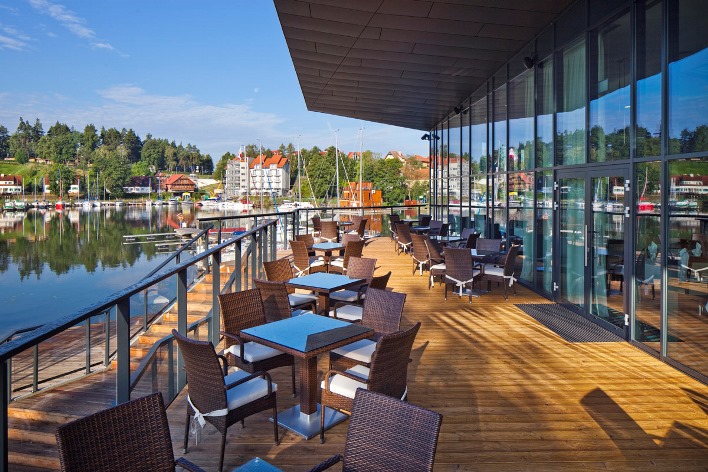 Hotel Mikolajki - Finde ein Zimmer für eine Übernachtung in Mokolajki