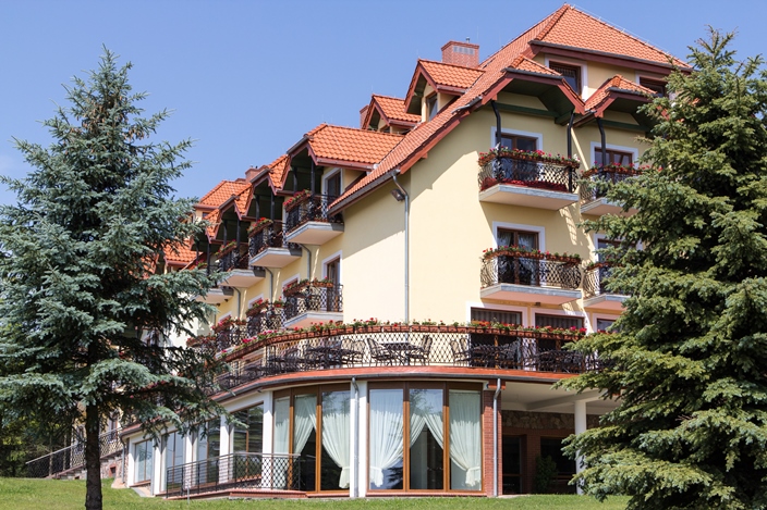 Robert´s Port Lake - Hotel und Zimmer mit Dusche und WC in Mikolajki
