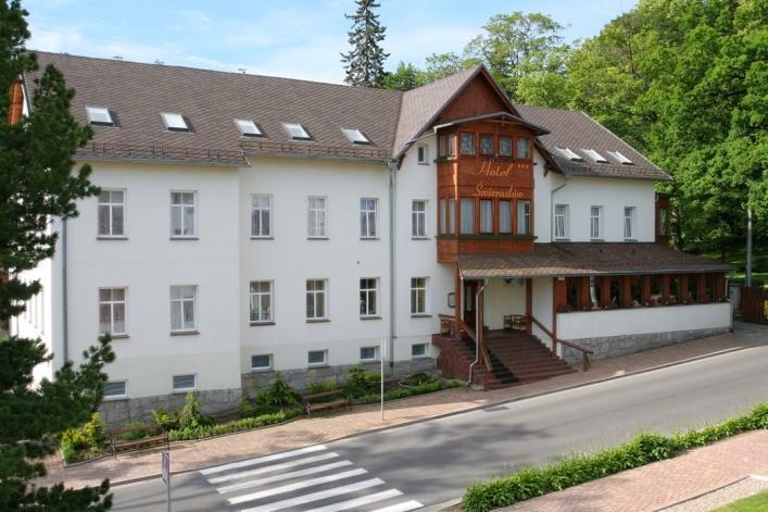 Hotel Swieradow - Ein Skigebiet mit gutem Wetter und sehenswerter Schneehöhe