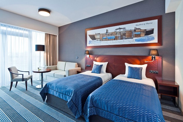 Hotel Mikolajki - Finde ein Zimmer für eine Übernachtung in Mokolajki